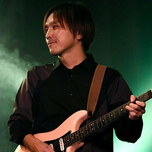 廣井謙次（g）